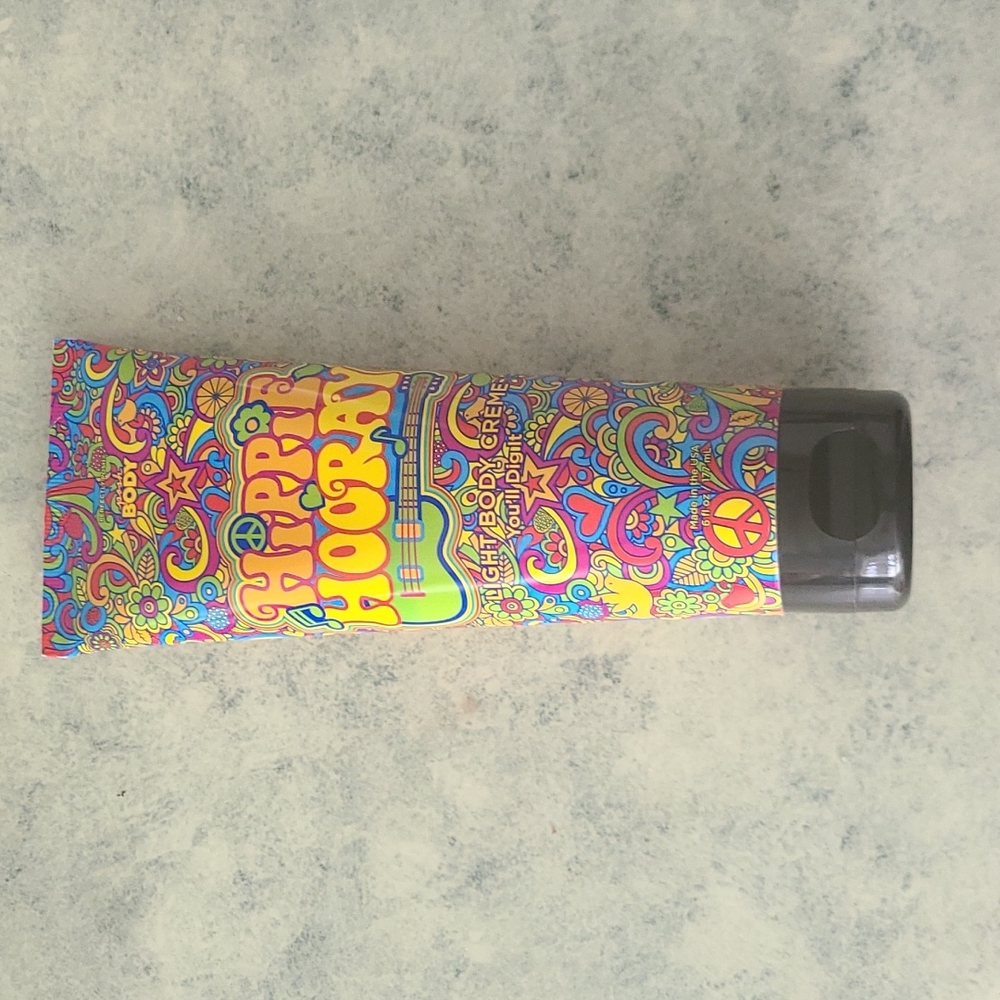 NWT Perfectly Posh Hippie Hooray body creme